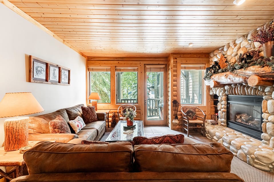 Charming mountain retreat!