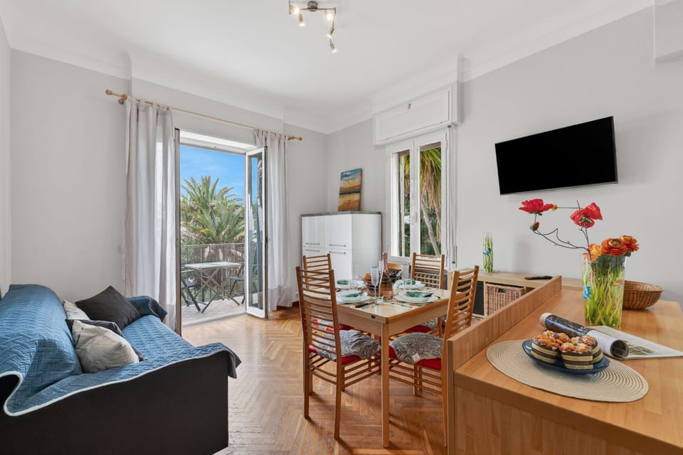 Living and dining room