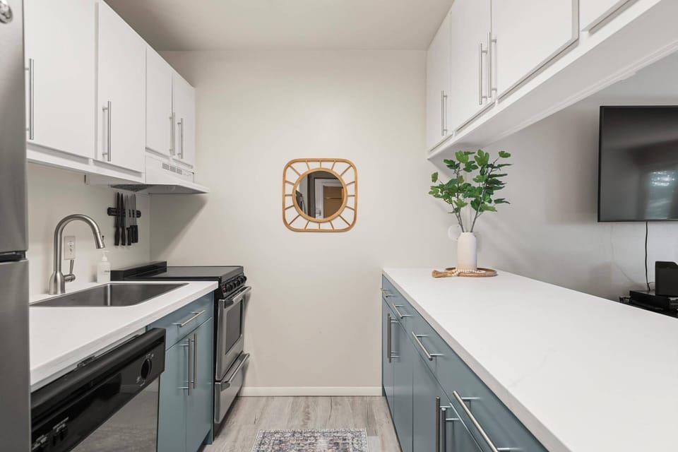 The remodeled kitchen has everything you need to prepare meals!