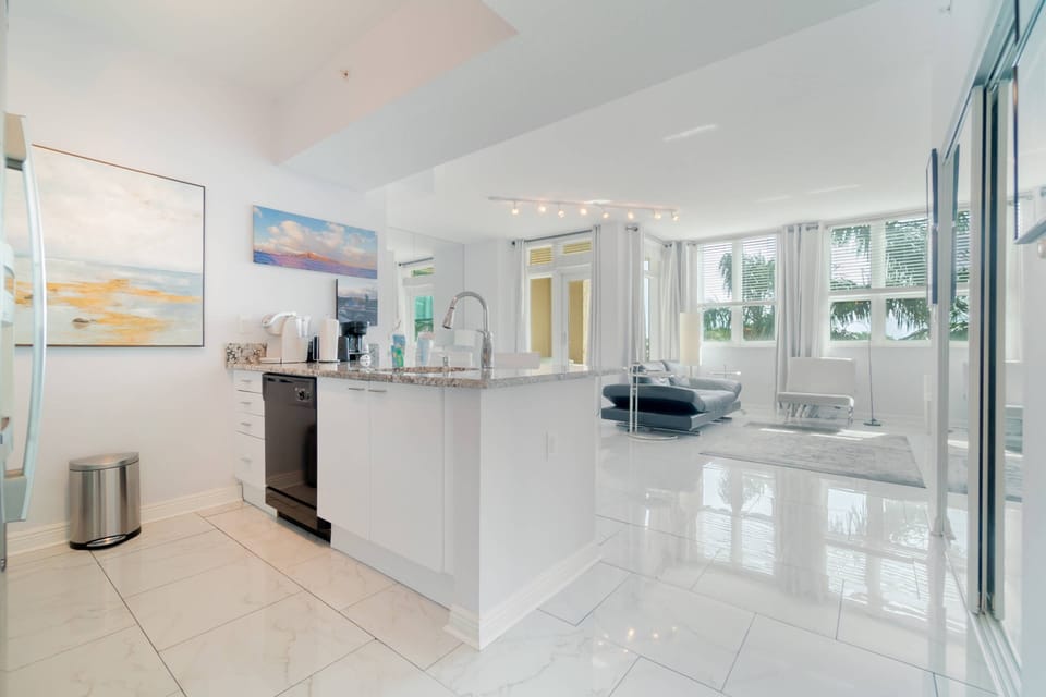 Kitchen and Dinning Area