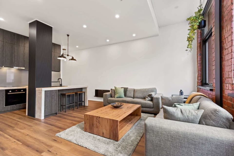 Kitchen/Living Area