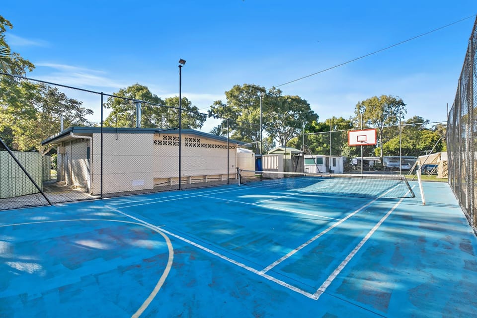 Bribie Island Caravan Park Campground/ 
RV Resort in Woorim