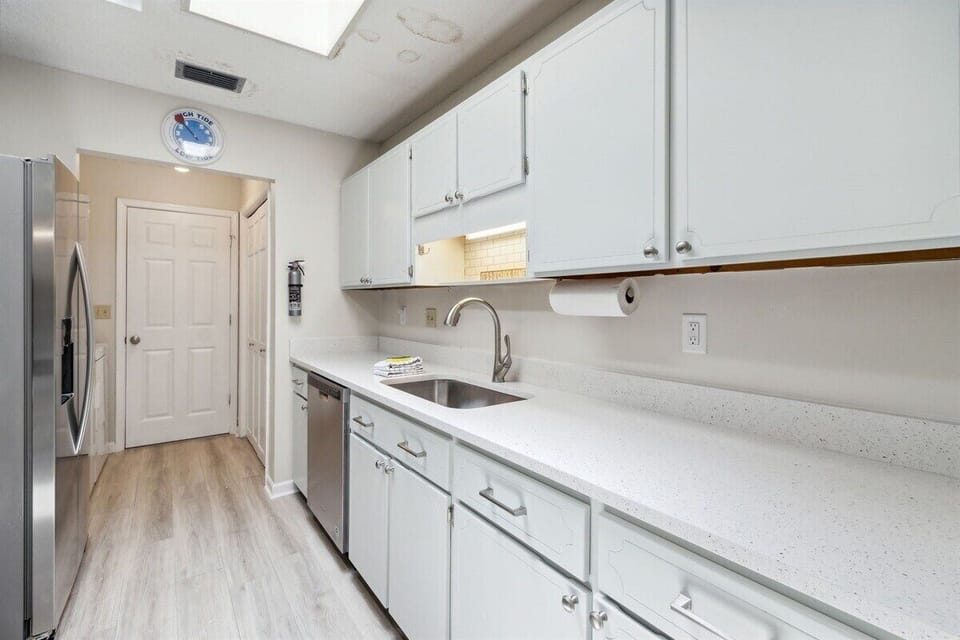 Plenty of Counterspace for Meal Prep