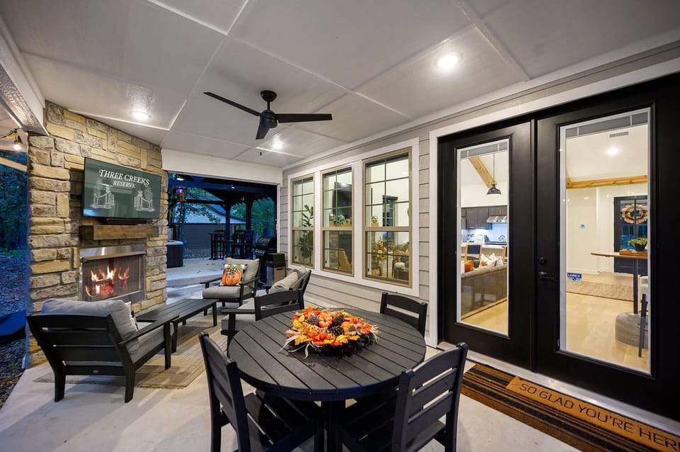 Outdoor patio and dining