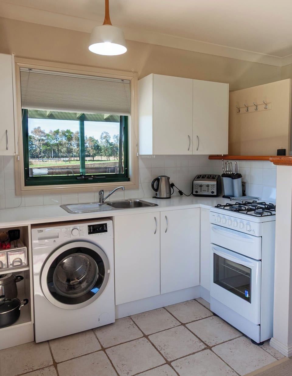 Full Size Kitchen