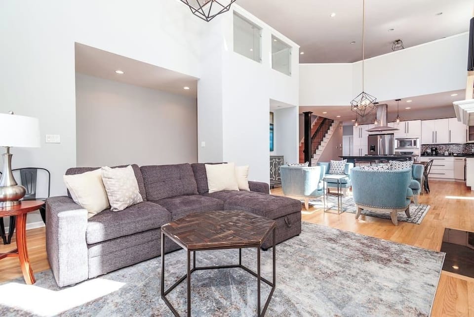 Living Room / Dining Room / Kitchen Combo (kitchen is fully stocked with 3 counter height stools at island)