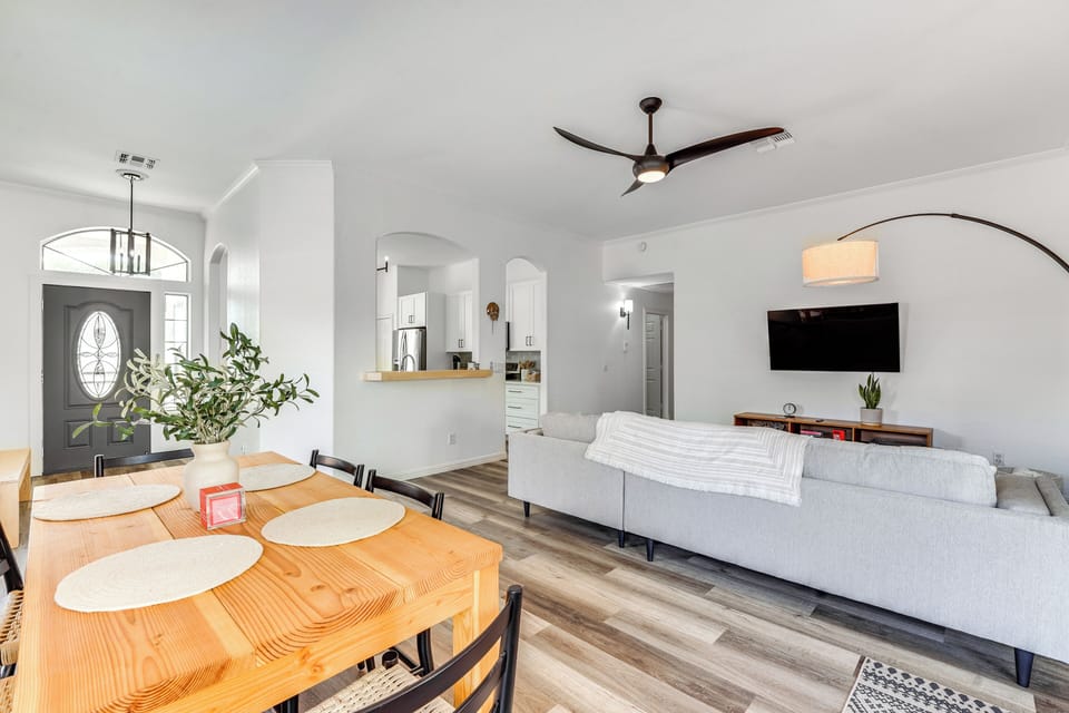 House (3 Bedrooms) | Front of property