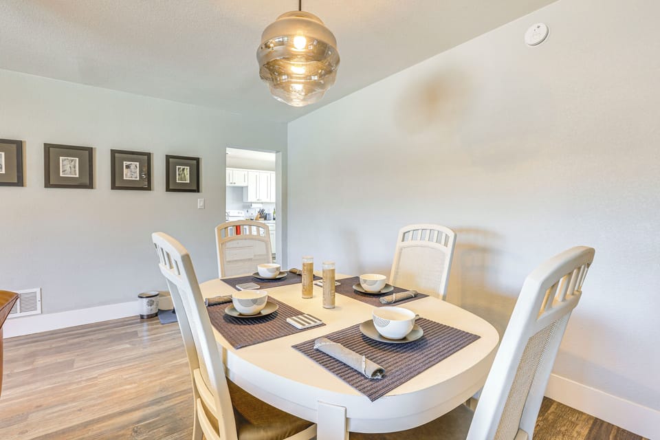 House (2 Bedrooms) | Interior