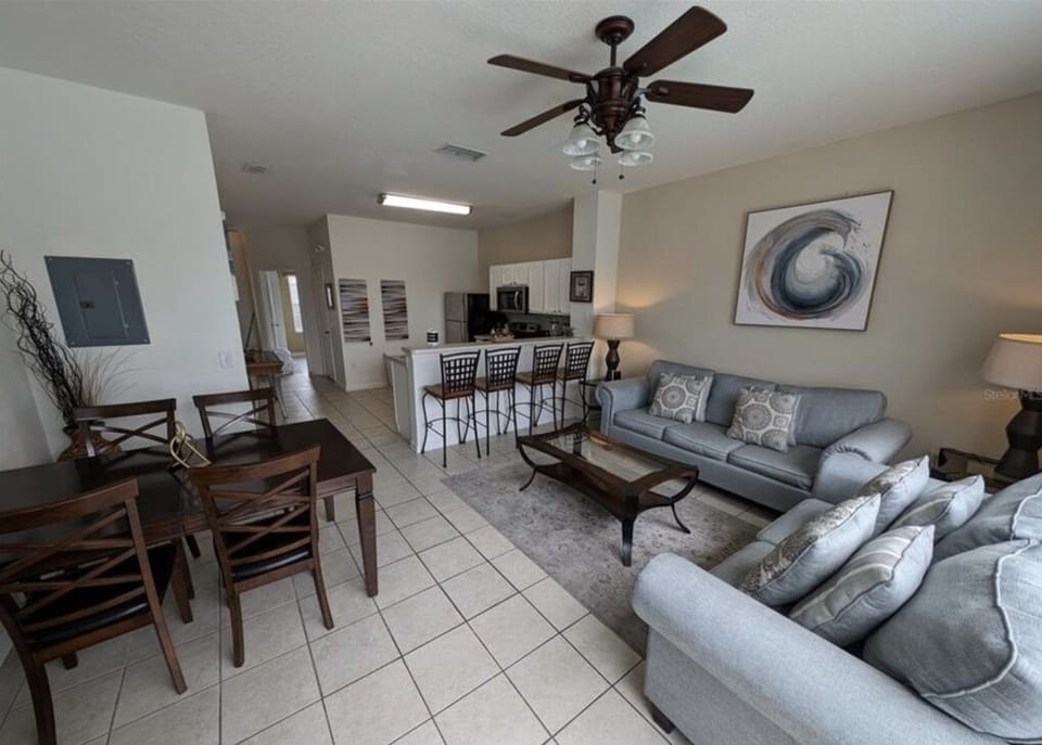 Townhome, 3 Bedrooms | Living area