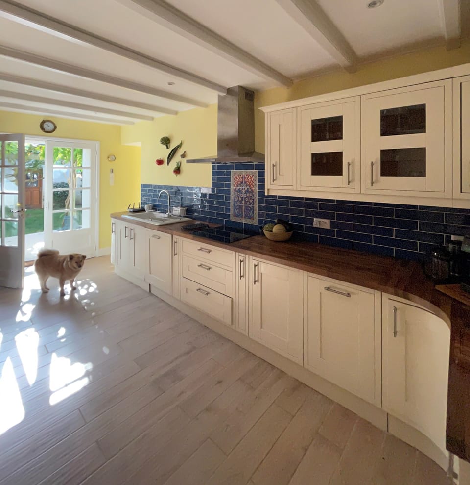Modern recently fitted kitchen