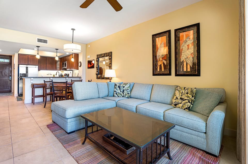 Condo, Multiple Beds, Lanai, Golf View (Halii Kai 10B) | Living area | 42-inch flat-screen TV with digital channels