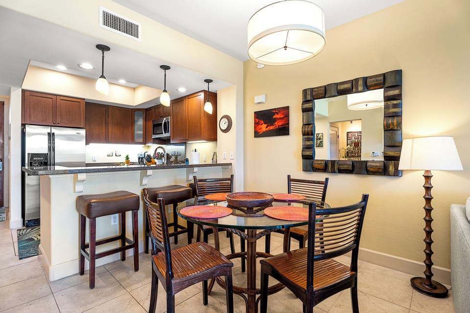 Condo, Multiple Beds, Lanai, Golf View (Halii Kai 10B) | 2 bedrooms, individually decorated, individually furnished, desk