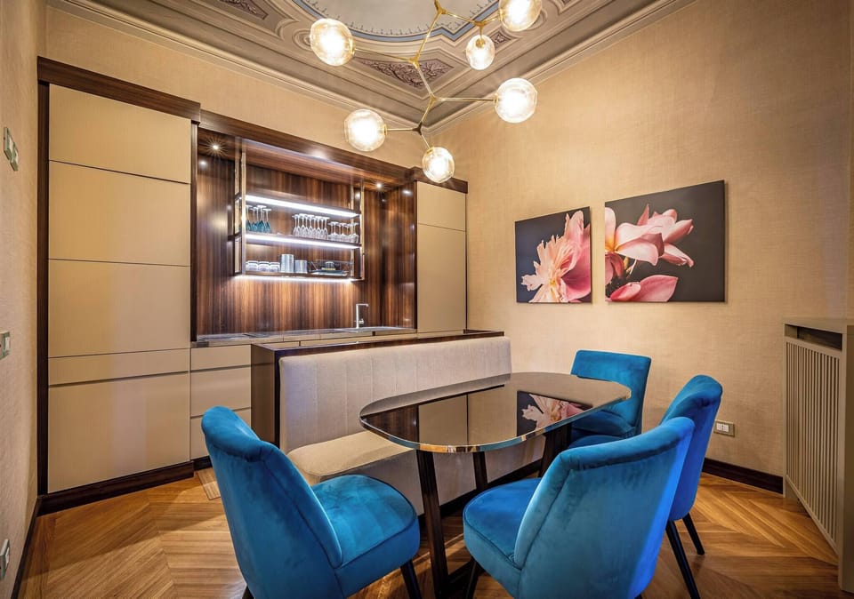 Apartment, 2 Bedrooms, 2 Bathrooms | Private kitchen | Coffee/tea maker, full-size fridge, microwave, oven