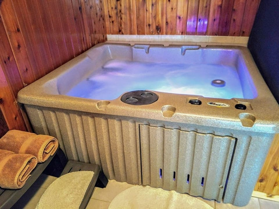 In room hot tub
