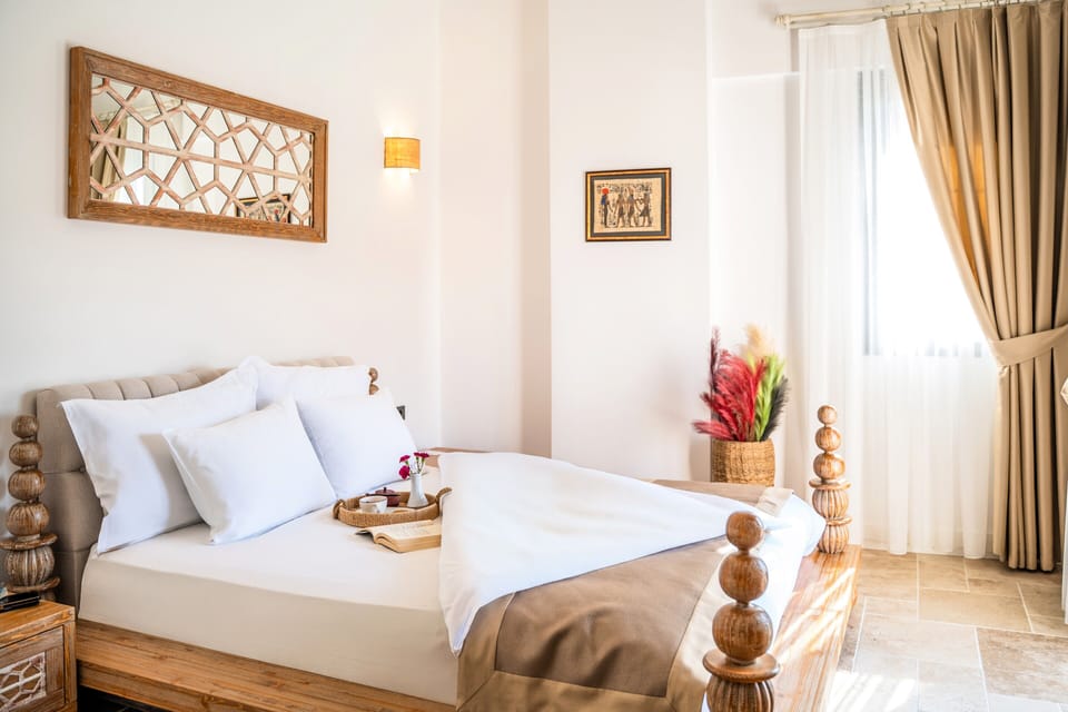 Superior Triple Room, 1 Bedroom, Smoking, Pool View | Egyptian cotton sheets, premium bedding, down comforters