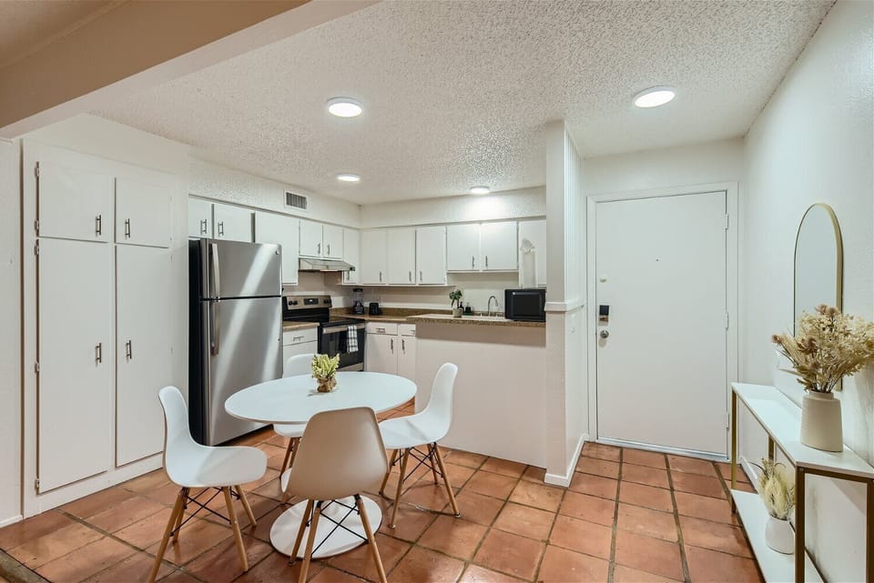 Kitchen Includes Cooking Utensils
