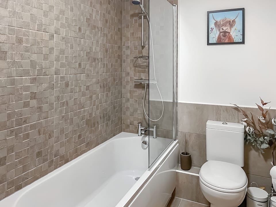 Bathroom | No. 8, Aviemore