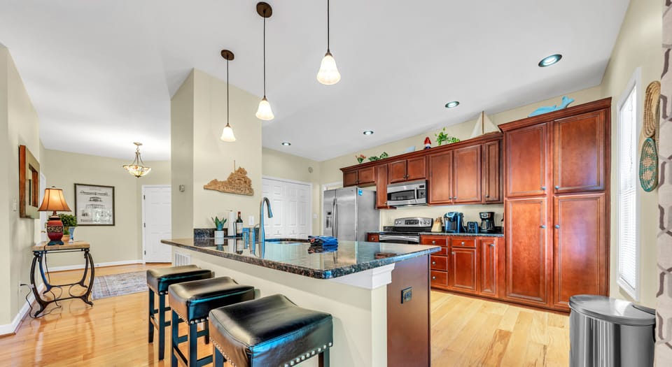 Full Kitchen