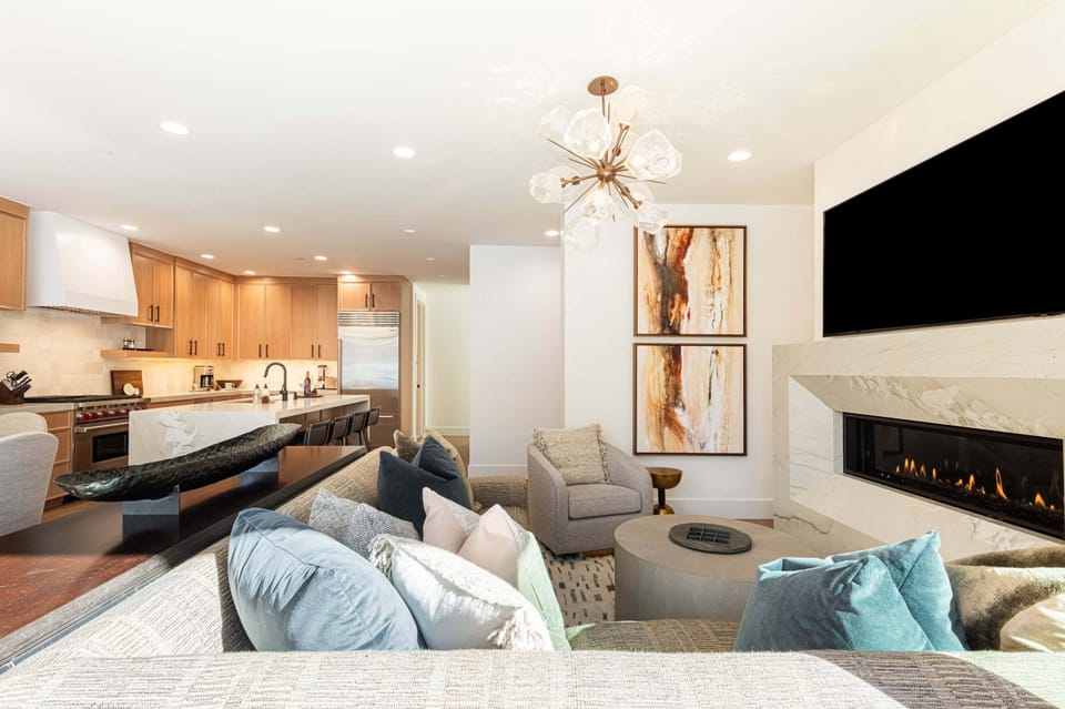 Luxury furnishings and smart TV