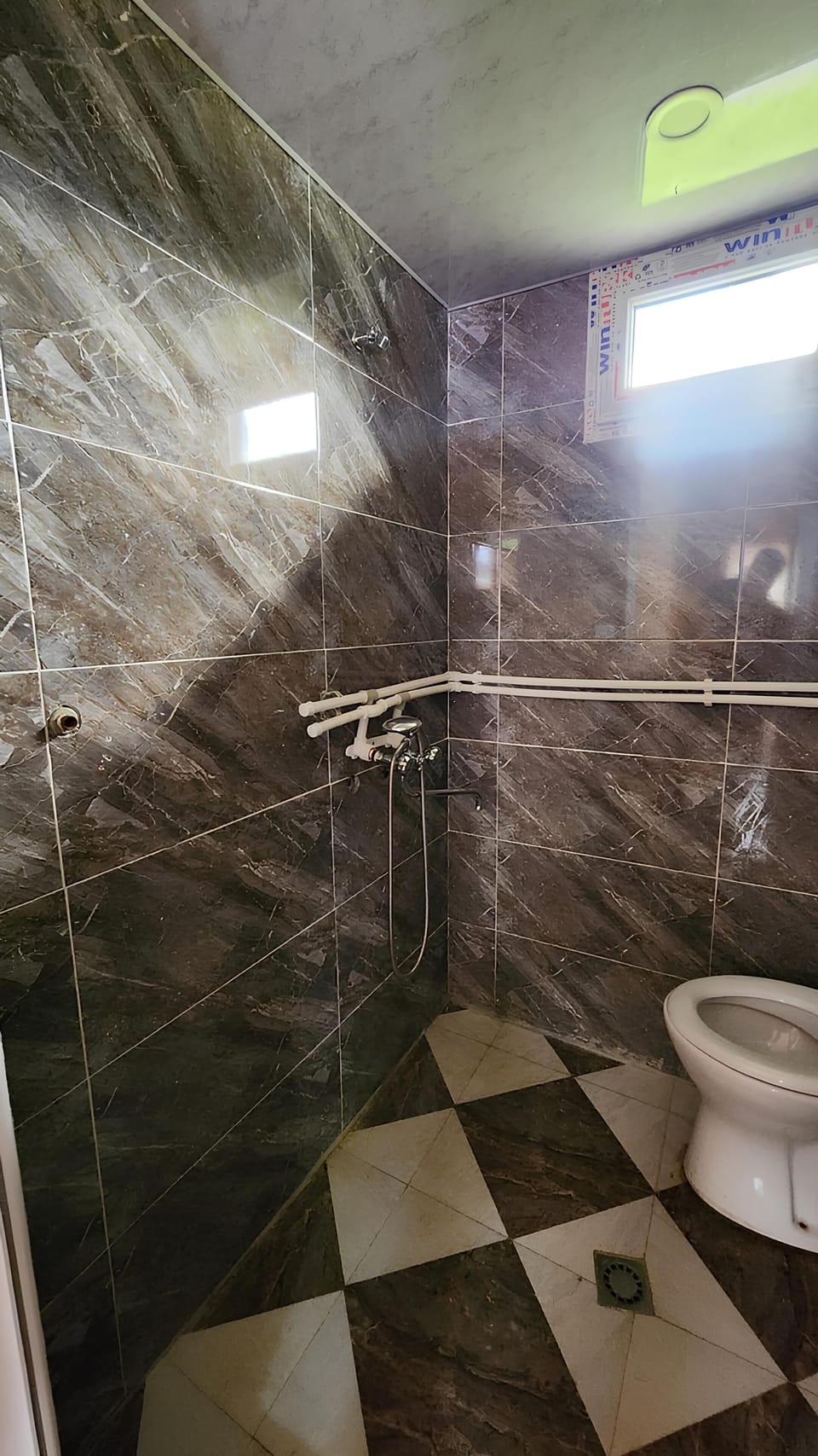 Comfort Cabin, Mountain View | Bathroom | Shower, towels