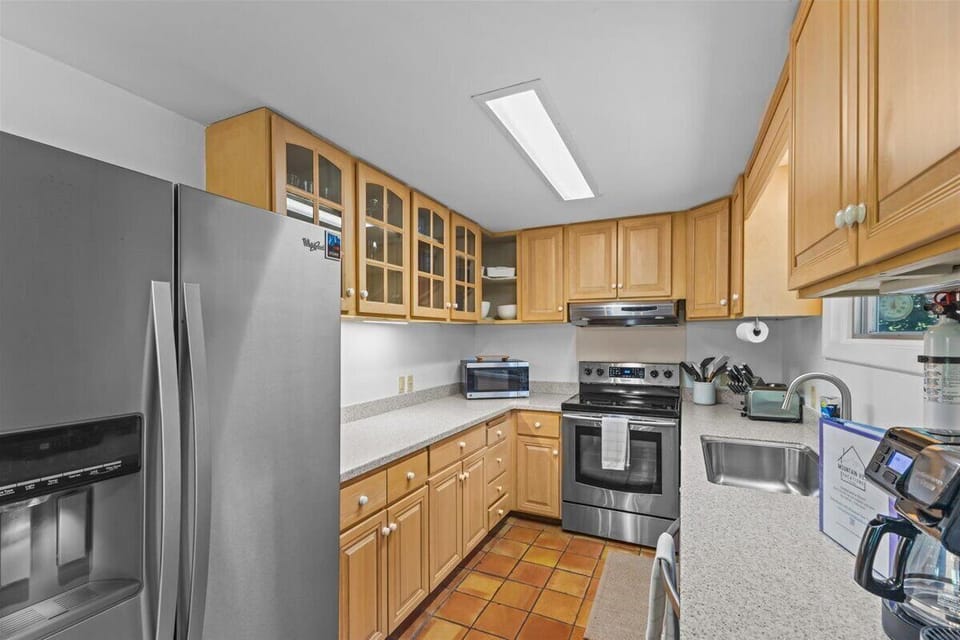 Impeccably Designed 3BR Stowe Woods Retreat (6007)