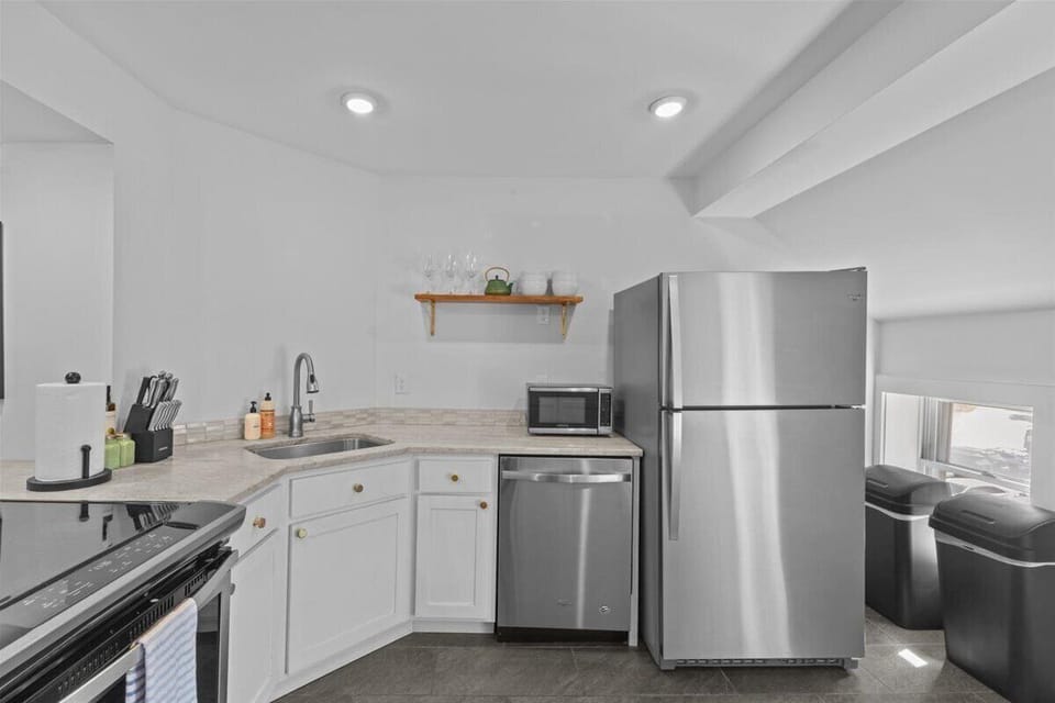 Renovated Historic Carriage House on Stowe Main St (6324)