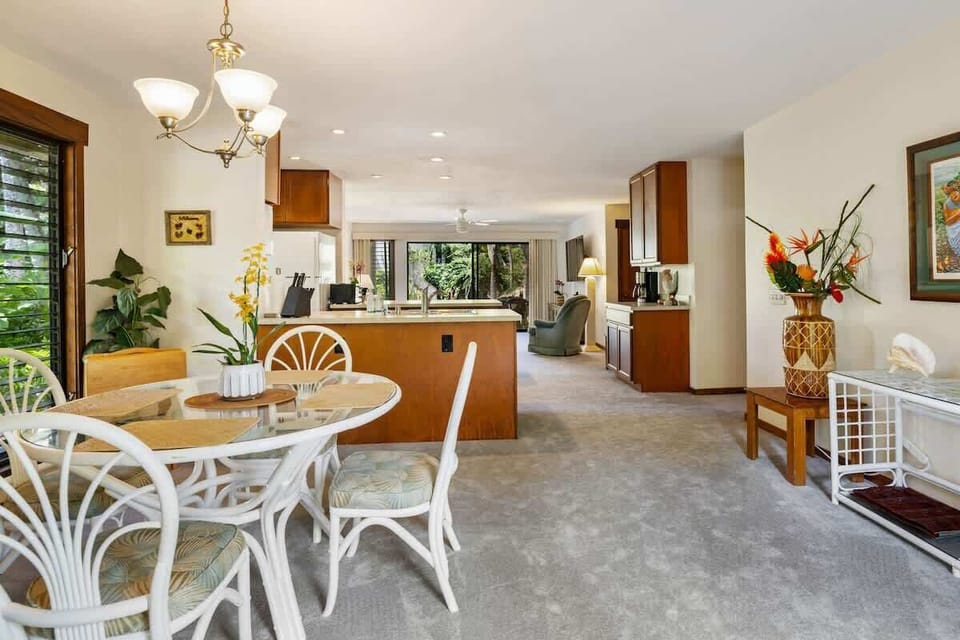 Dining, Kitchen & Living Area