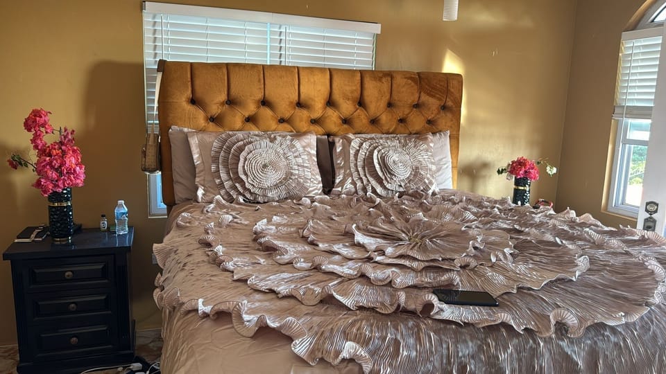 Single Room, Hill View | Blackout drapes, WiFi (free), individually decorated