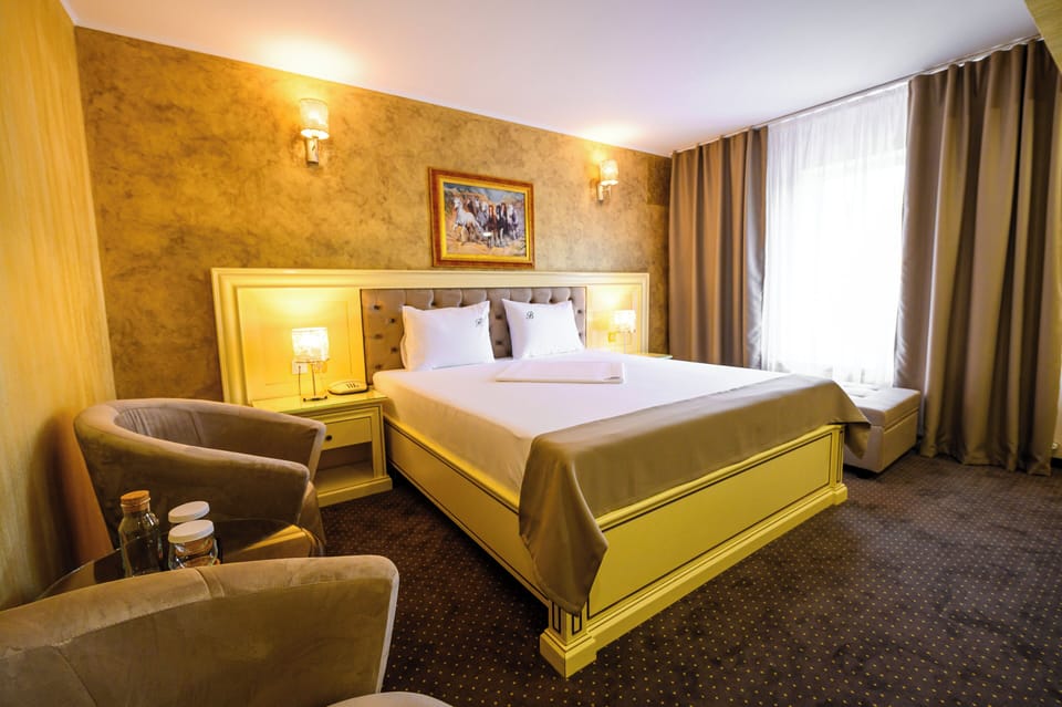 Superior Studio | In-room safe, desk, laptop workspace, free WiFi