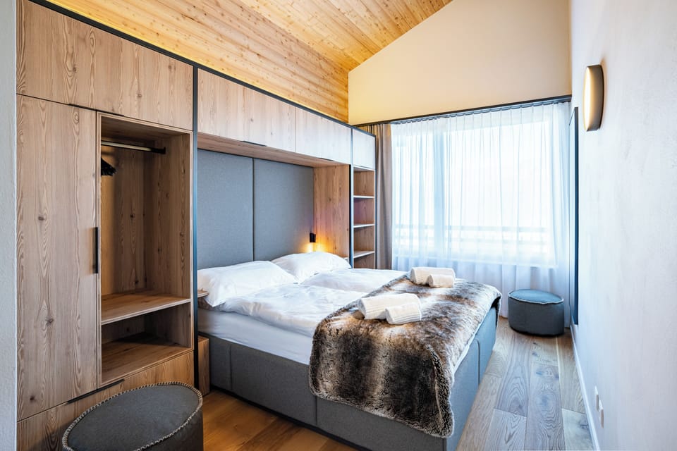 Soundproofing, cribs (free), WiFi (free), bed sheets