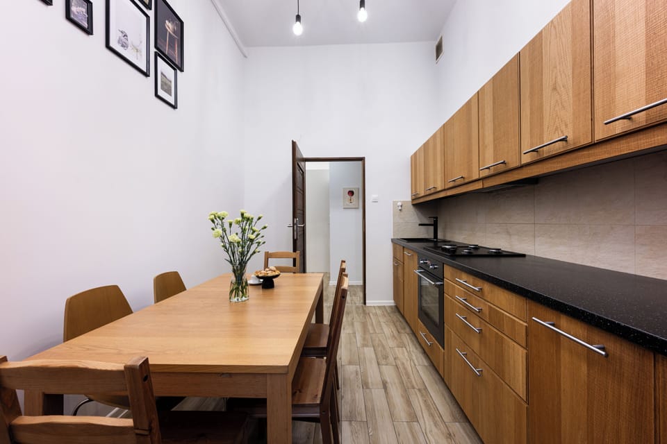 Apartment | Private kitchen | Fridge, oven, stovetop, dishwasher