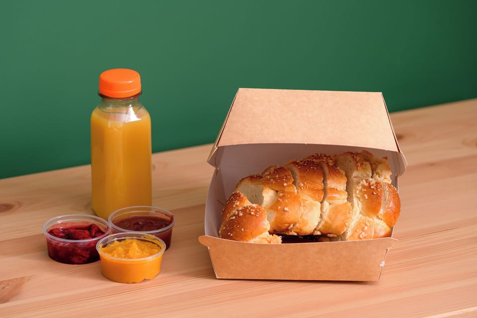 Daily cooked-to-order breakfast for a fee
