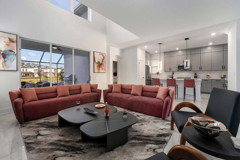 Living Room *Highlight*