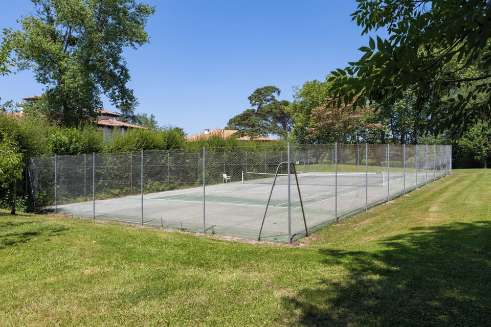 Tennis court