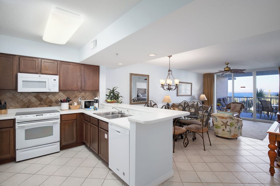 Kitchen, dining and living room