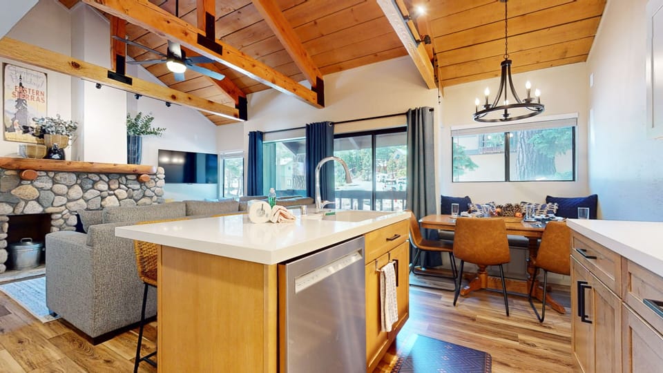 Indoors, Kitchen, Hardwood, Stained Wood, Kitchen Island
