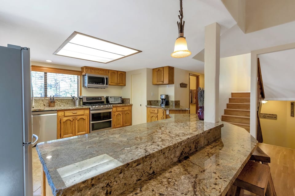 Breakfast bar