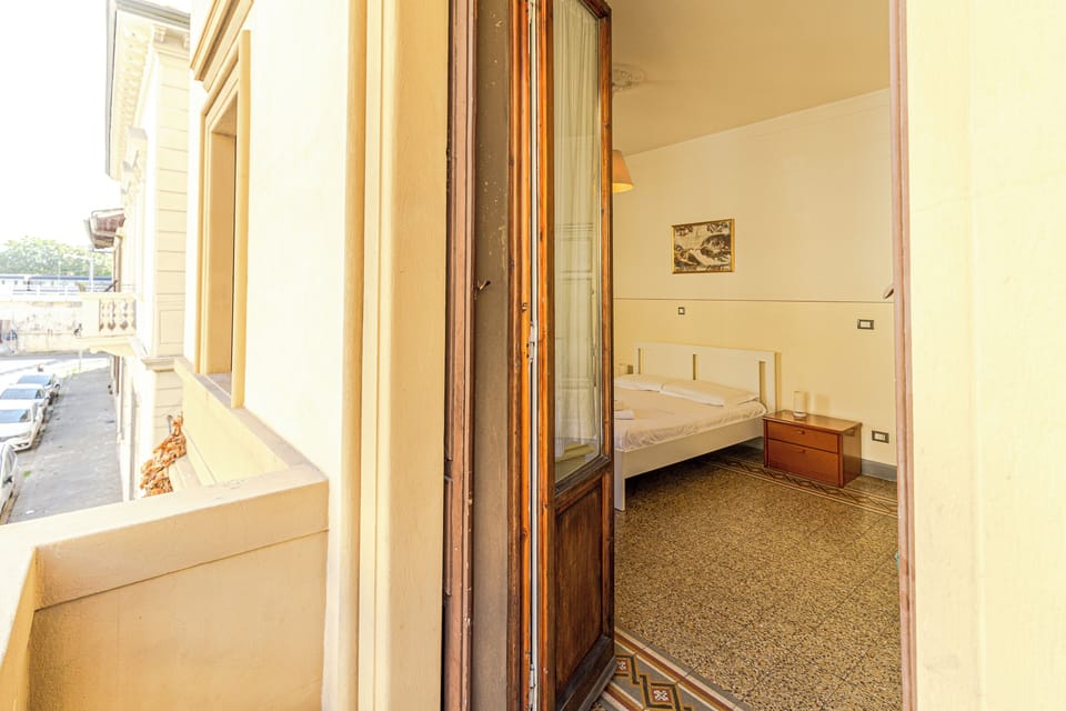 Triple Room, Balcony, Shared Bathroom | Down comforters, desk, laptop workspace, soundproofing
