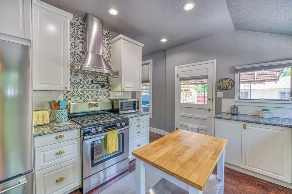 Kitchen | 1st Floor