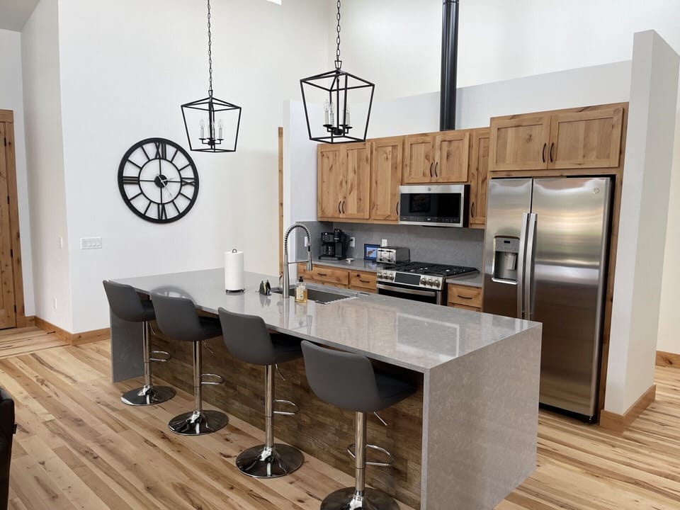 Fully stocked kitchen