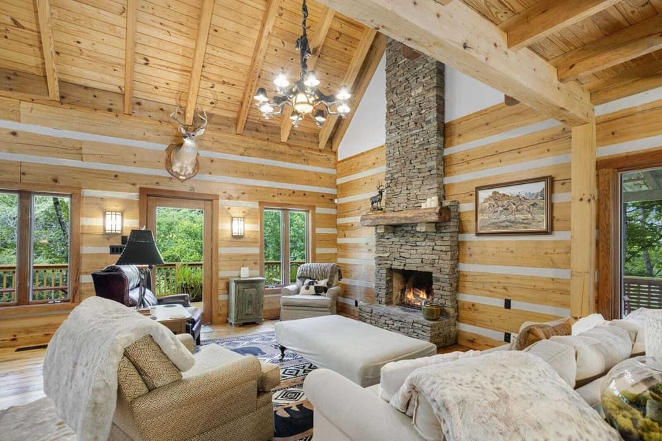 There is a long and steep gravel road. 4WD and high clearance is recommended year-round.