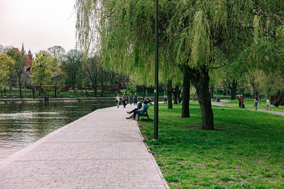 beautiful places to walk in the old town