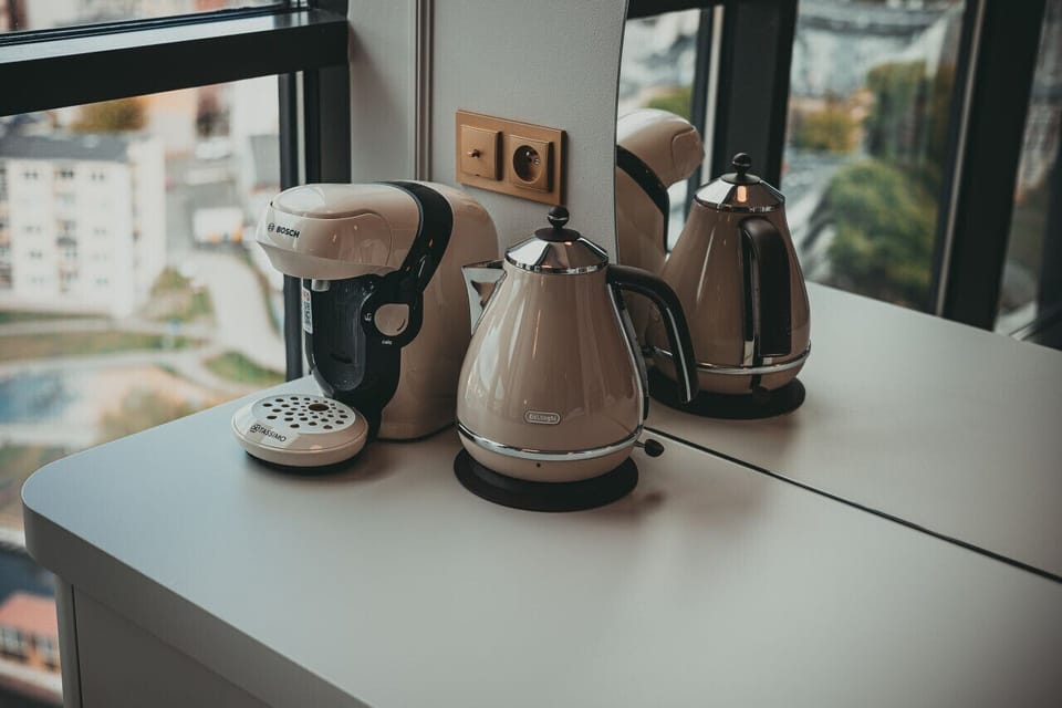 coffee maker and electric kettle