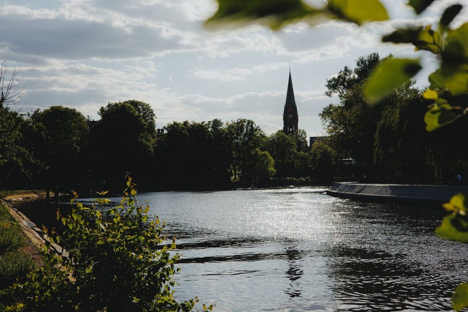 Peaceful river view – A scenic retreat by the Brda River, perfect for relaxing walks and unwinding.