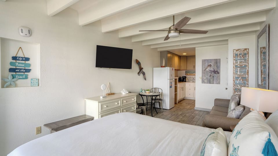 House (1 Bedroom) | Interior