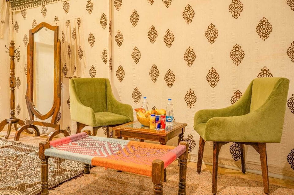 Luxury Tent | In-room dining
