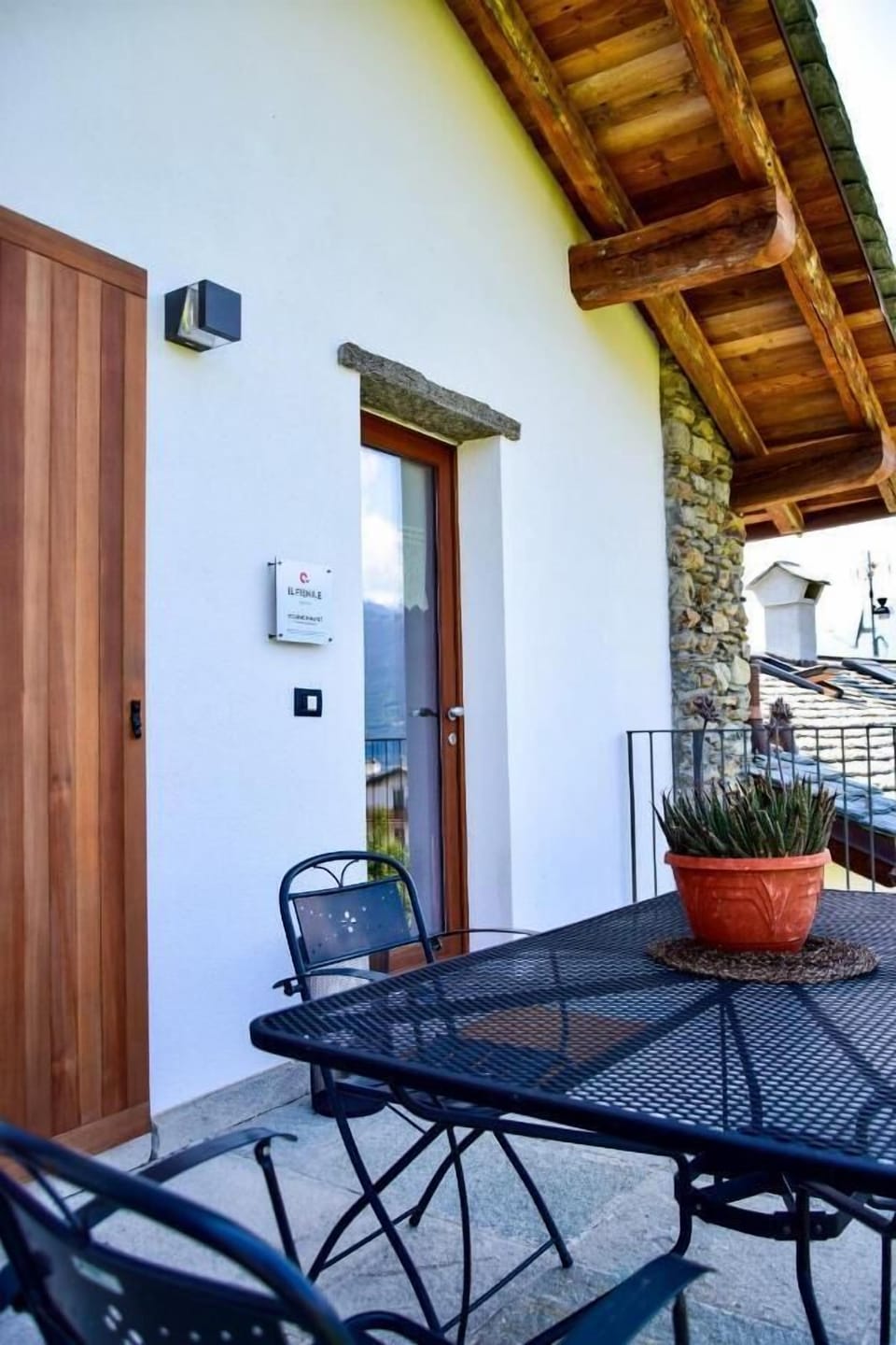 Superior Apartment, Lake View | Terrace/patio