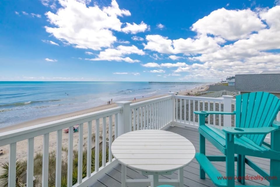 2nd Floor Sun Deck II