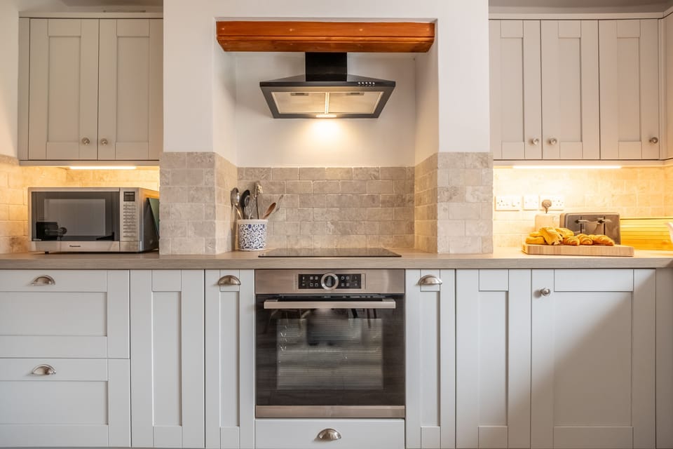 Ground floor: Kitchen detail