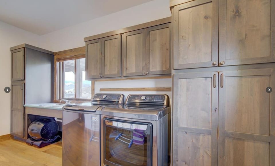 Utility room.
